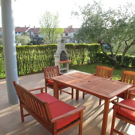 Oliva, Appartement Poreč